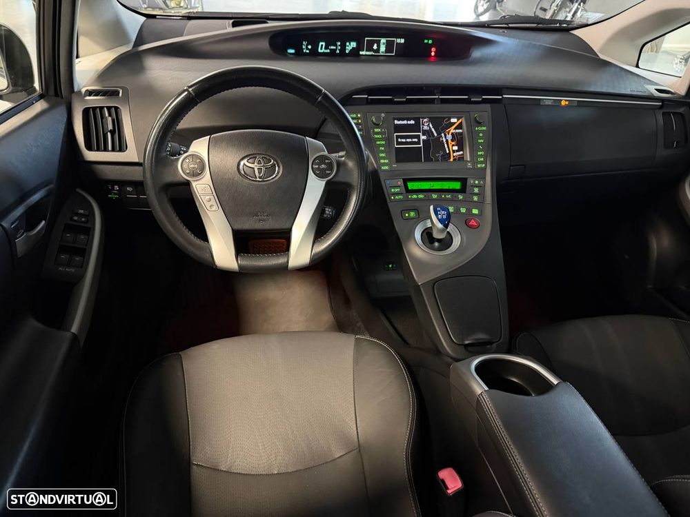 Toyota Prius 1.8 Premium P.Navi+Pele - 29
