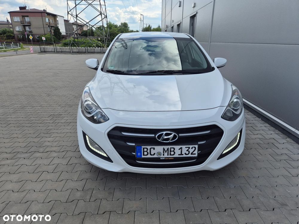 Hyundai i30 1.4 Passion - 4