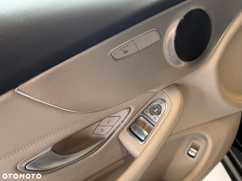 Mercedes-Benz Klasa C - 23