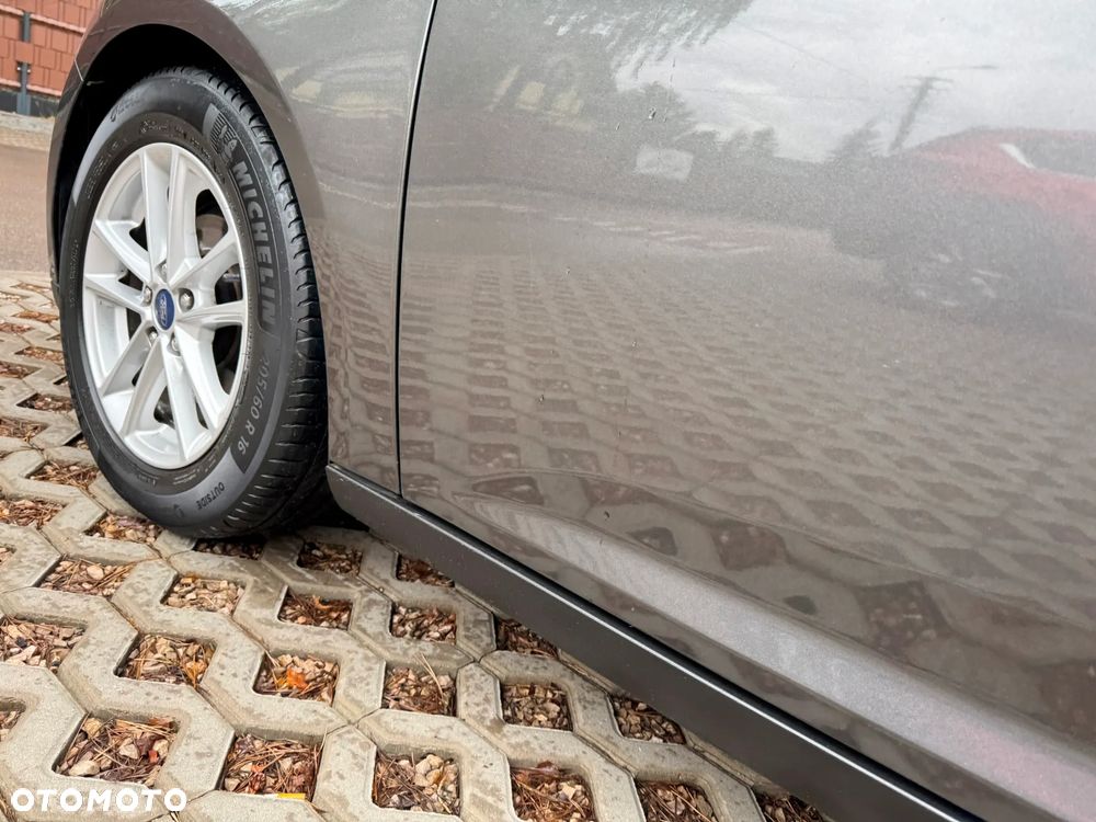 Ford Focus - 18