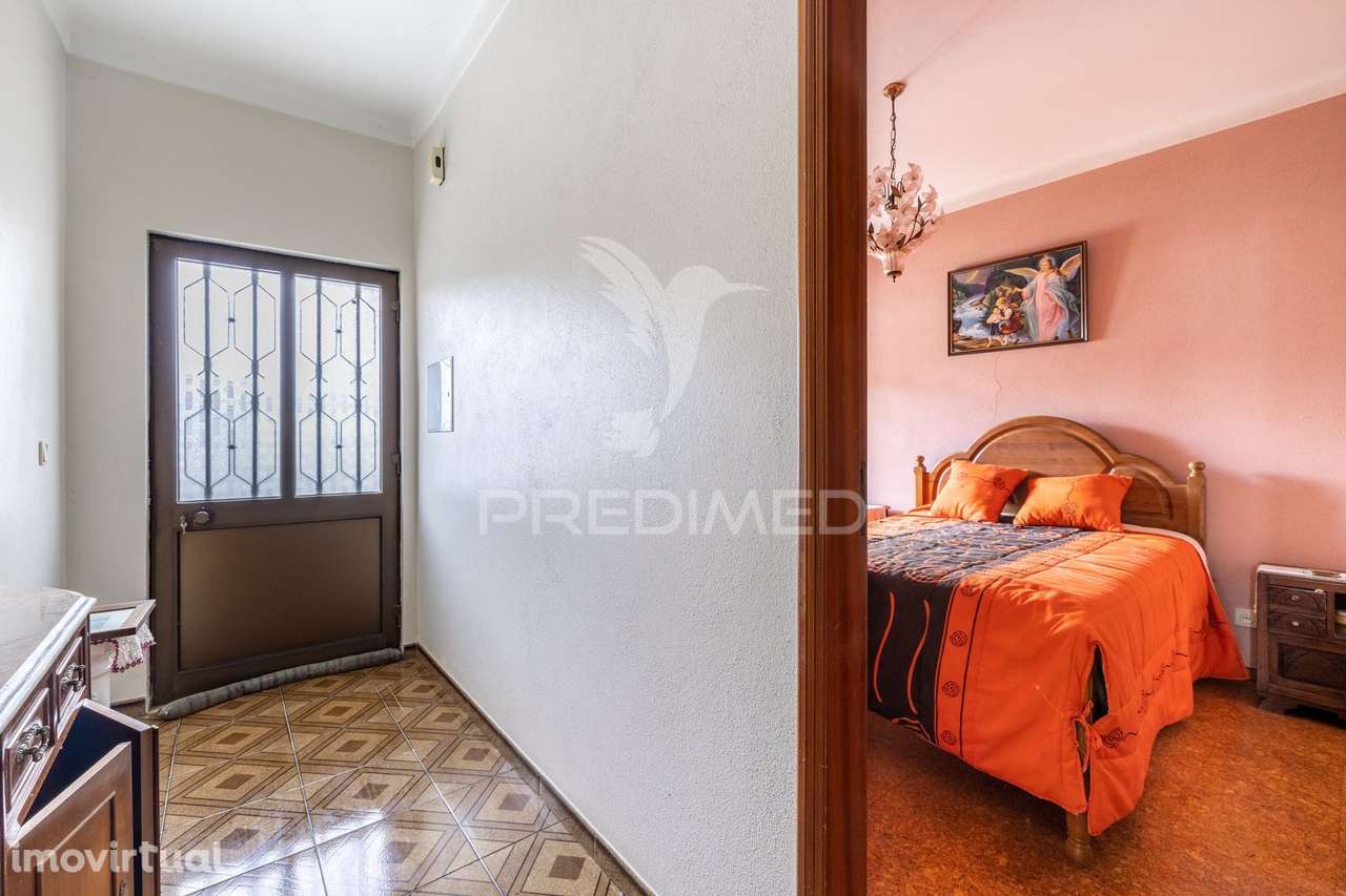 Moradia Bi-Familiar T5 à Venda | Aljubarrota – Alcobaça - Grande imagem: 4/35