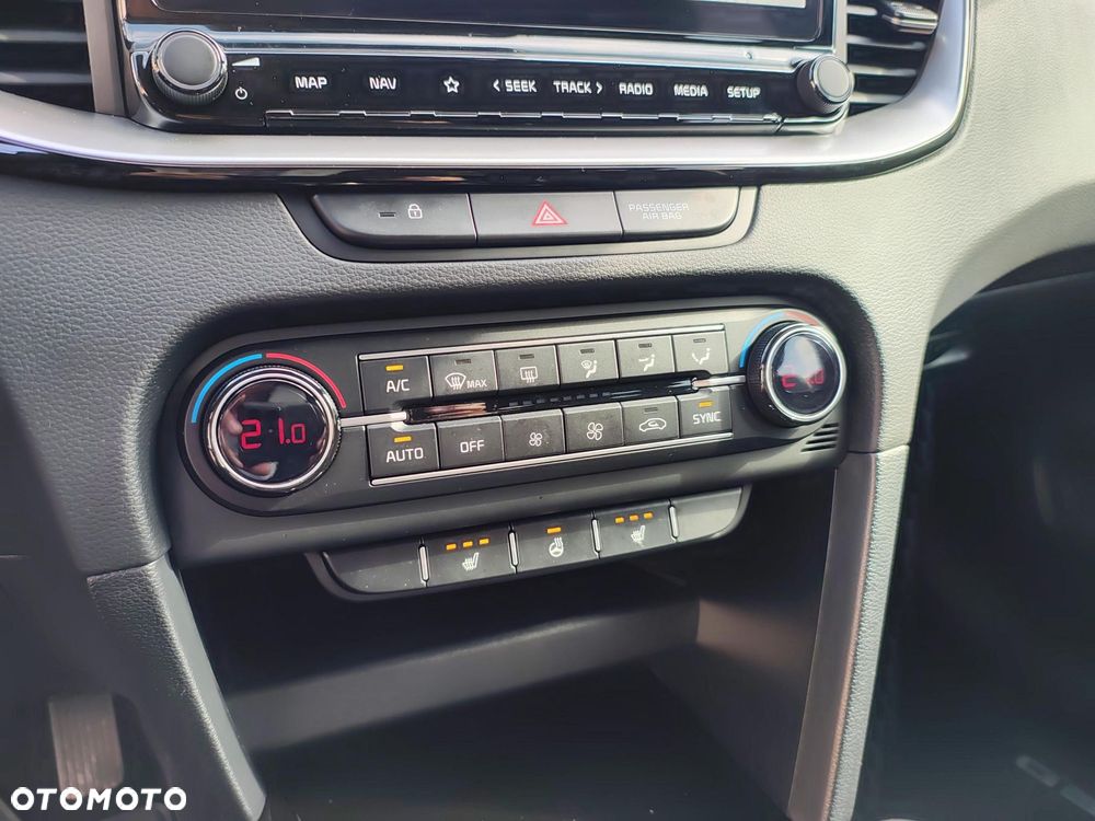 Kia Ceed 1.5 T-GDI Tribute - 17