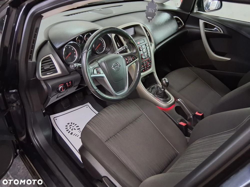 Opel Astra 1.4 Turbo - 8