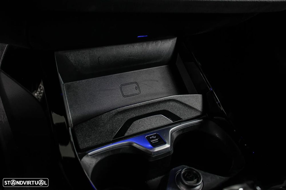 BMW M135i xDrive - 41