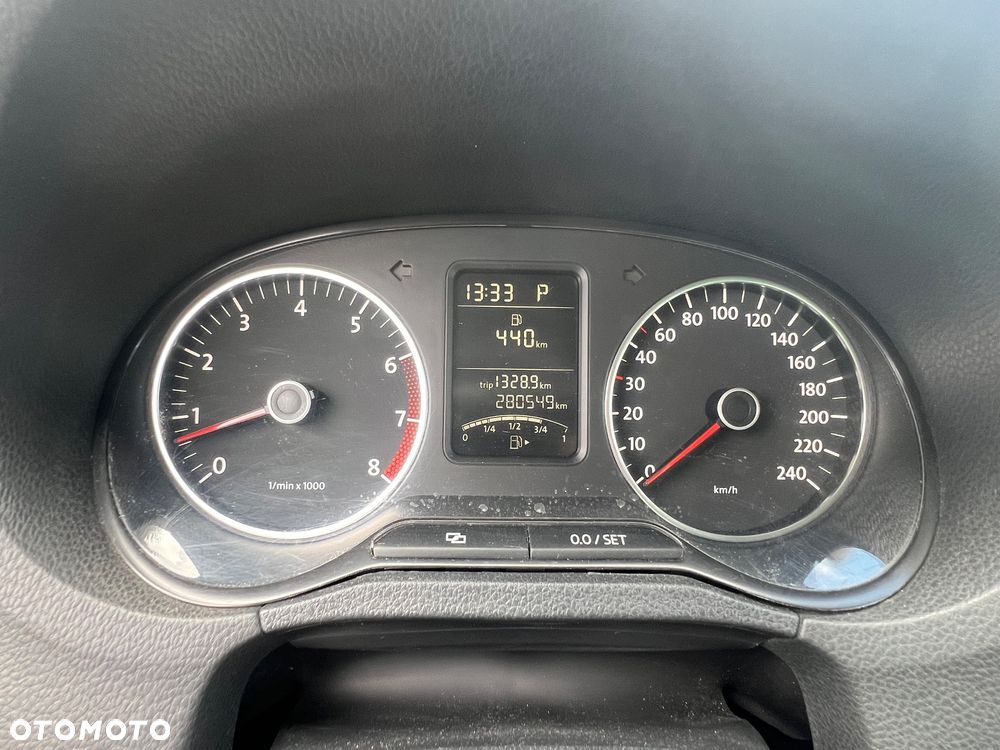 Volkswagen Polo - 11