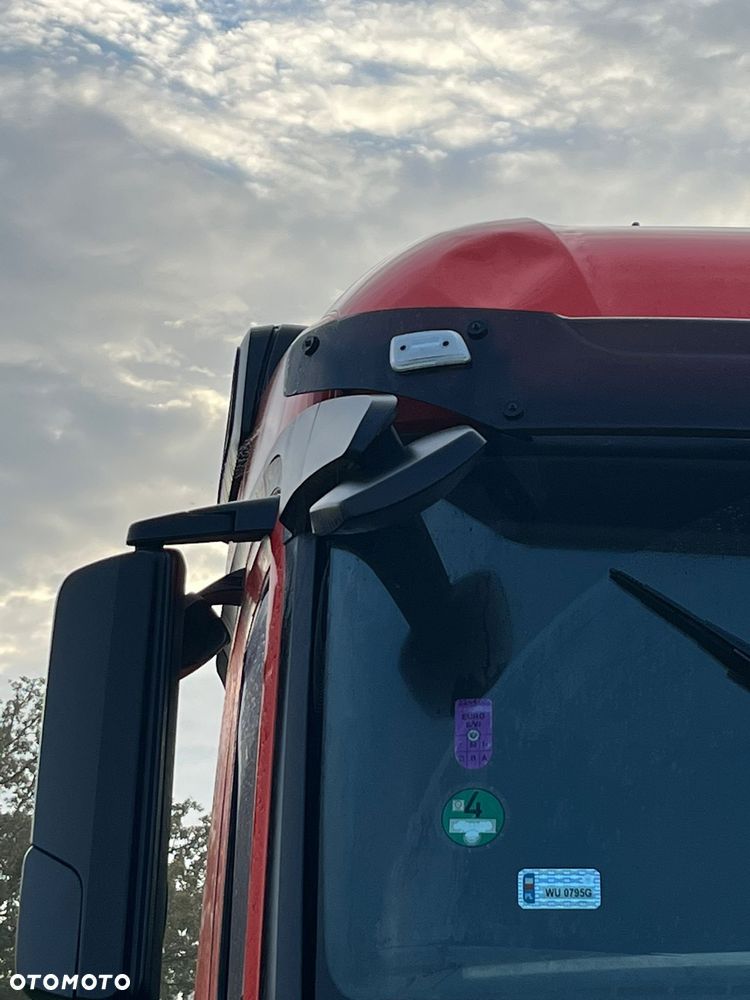 Mercedes-Benz 2542 Actros - 11