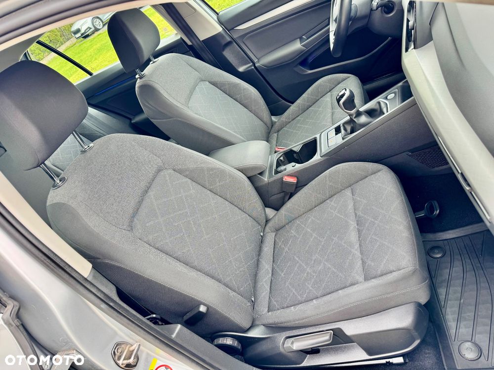 Volkswagen Golf 2.0 TDI Life - 15