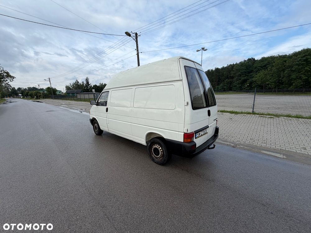 Volkswagen Transporter - 3
