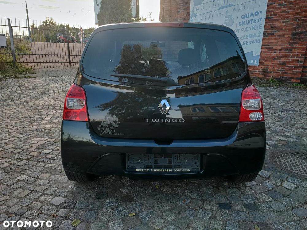 Renault Twingo 1.2 16V Night & Day - 12