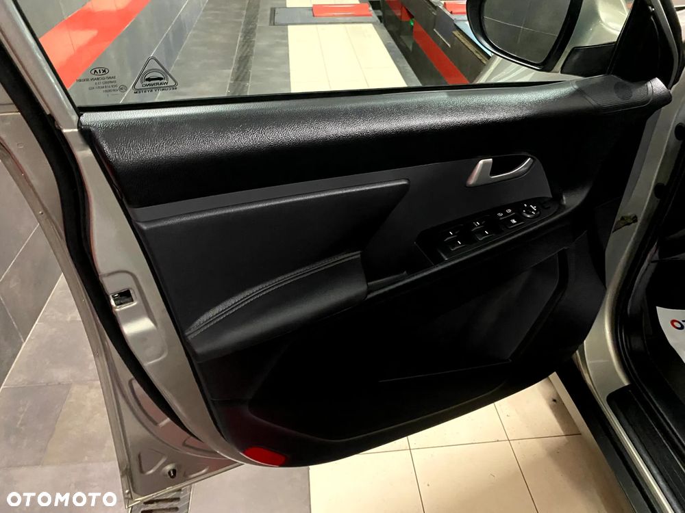 Kia Sportage 2.0 M - 15