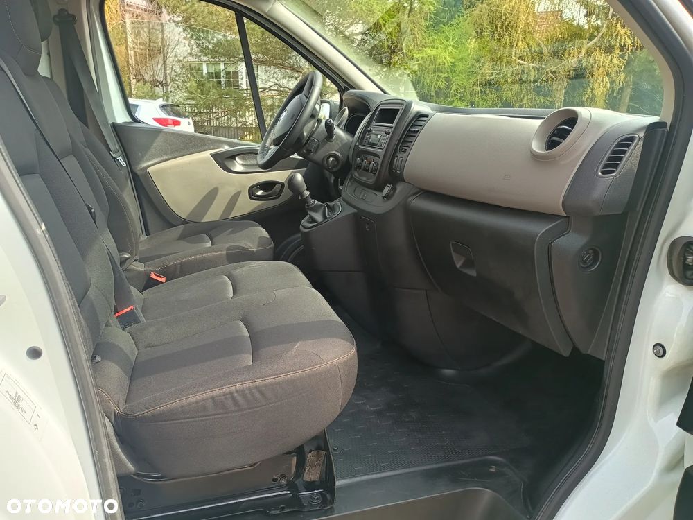 Renault Trafic - 11