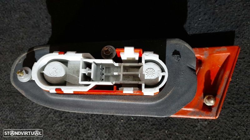 Farolim Stop Esquerdo Mala Alfa Romeo 156 (932_) - 4