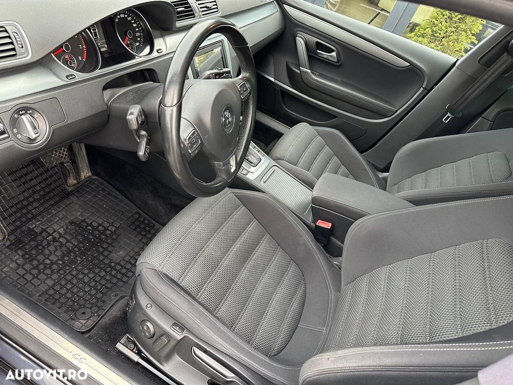 Volkswagen Passat CC - 8