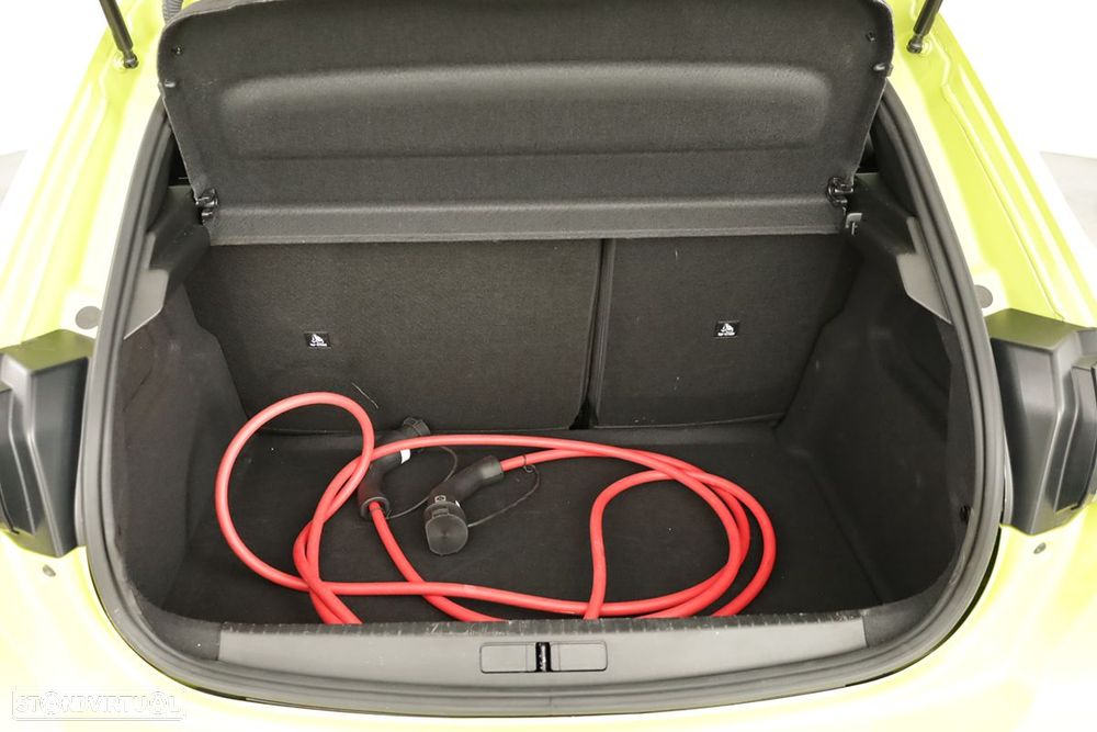 Peugeot e-208 51 kWh Allure - 24