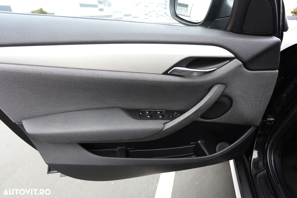 BMW X1 sDrive18d xLine - 10