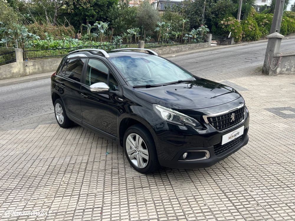 Peugeot 2008 - 8
