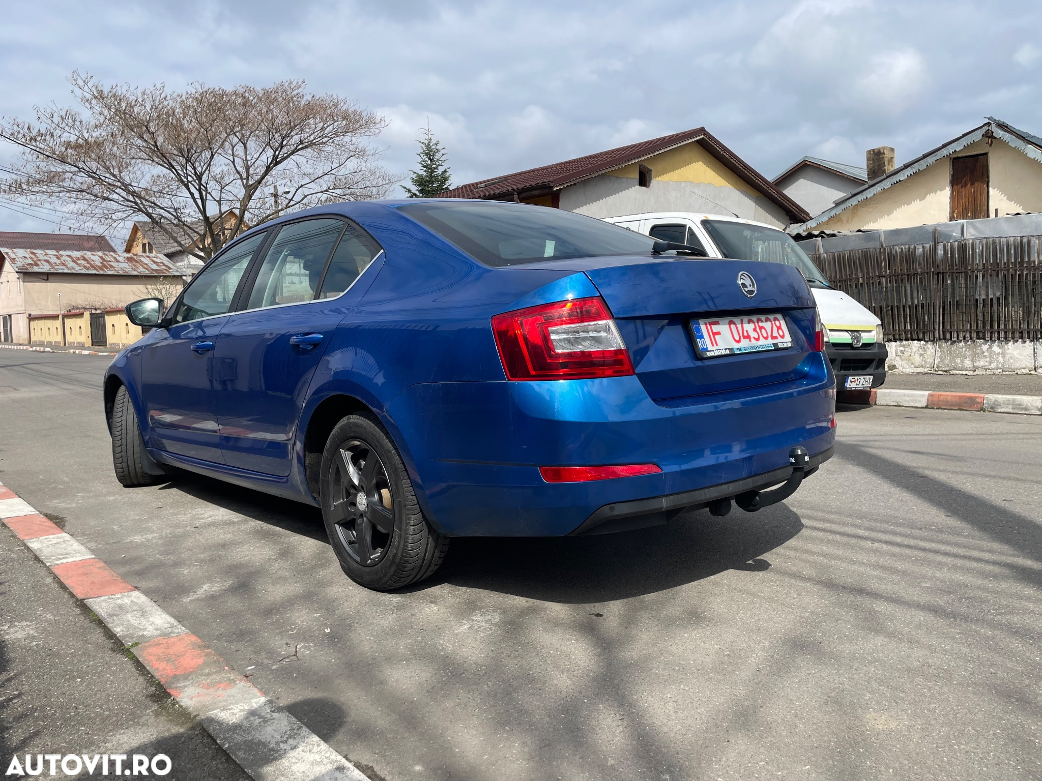 Skoda Octavia 1.6 TDI Ambiente DSG - 6