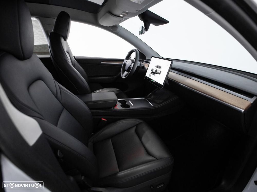 Tesla Model Y Long Range Tração Integral - 11