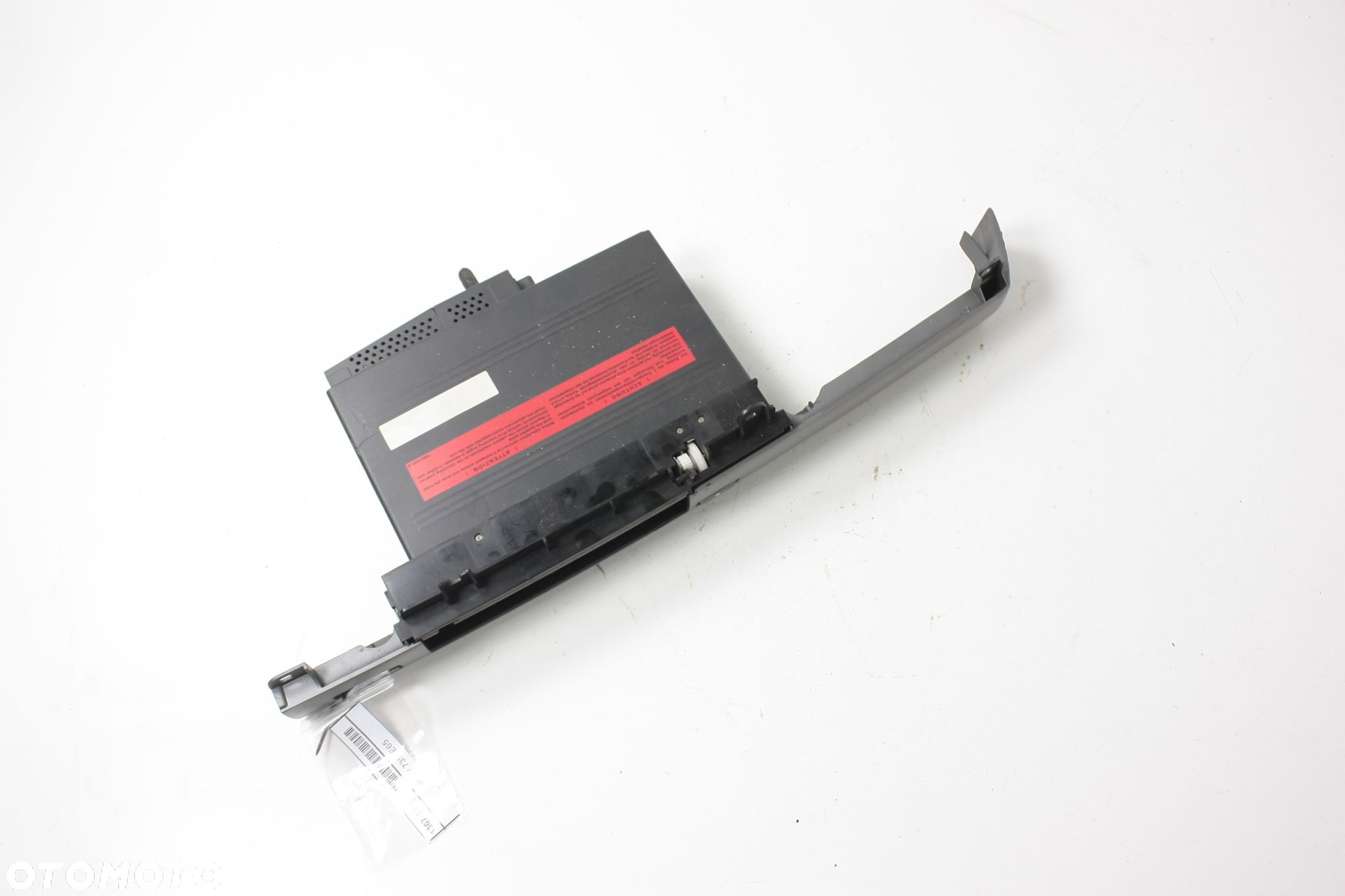 ZMIENIARKA CD/DVD BMW 735i E65 - 1