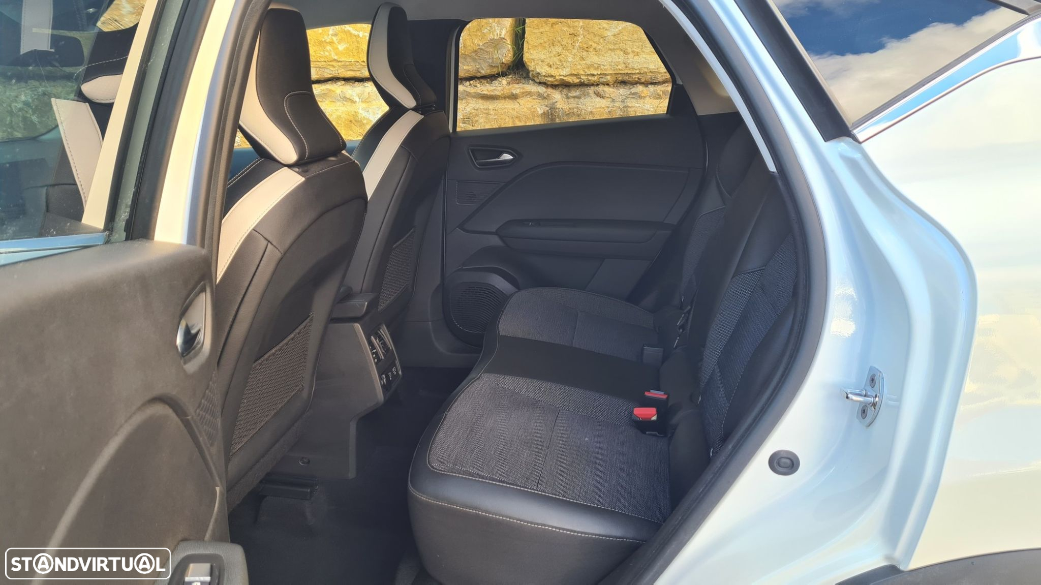 Renault Captur 1.6 E-Tech Plug-In Intens - 45