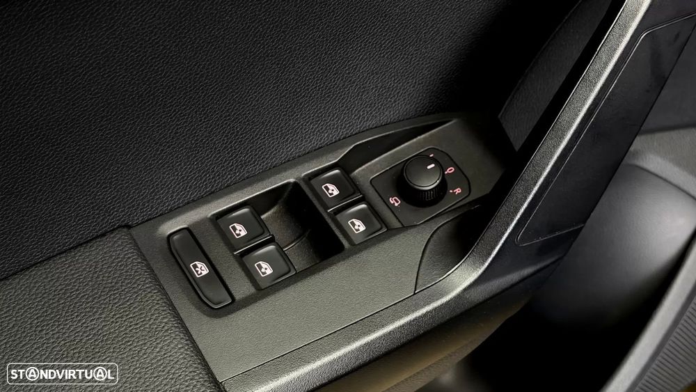SEAT Arona 1.0 TSI Style - 27