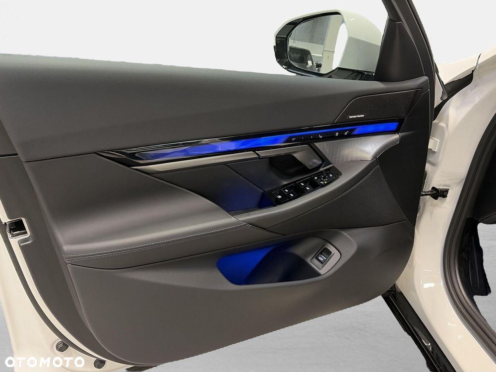 BMW Seria 5 - 12