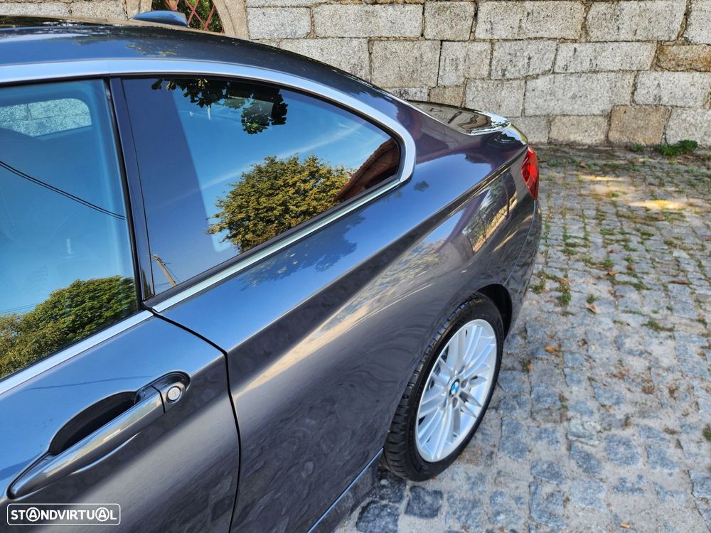 BMW 218 d Coupe Pack M - 13