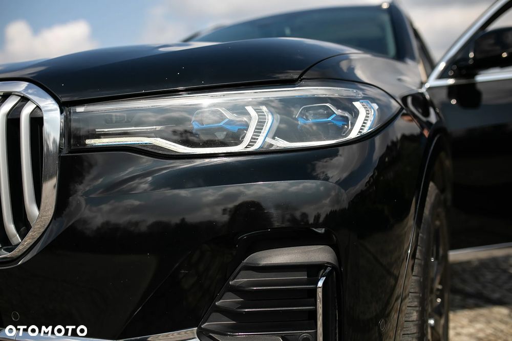 BMW X7 xDrive30d - 25