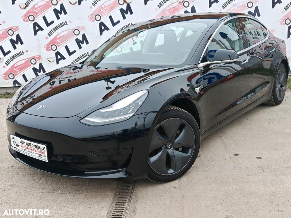 Tesla Model 3 - 5