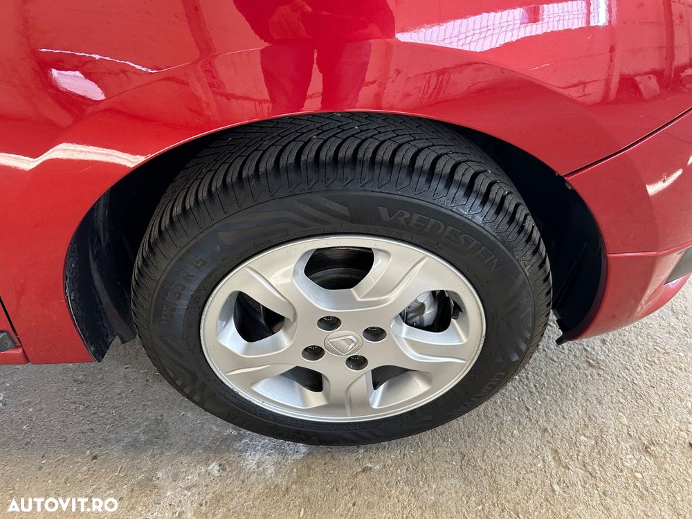 Dacia Logan 0.9 90CP Laureate - 6