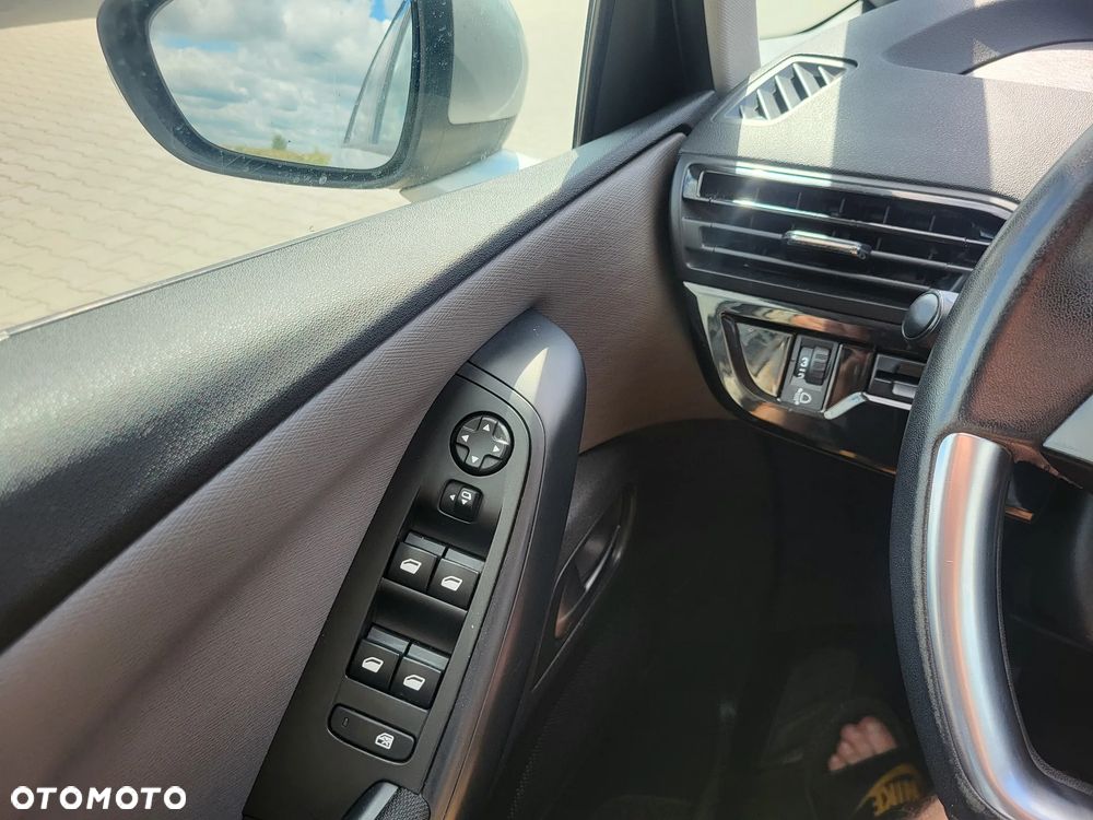 Citroën C4 Grand Picasso 1.6 e-HDi Intensive - 20