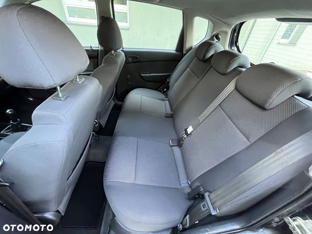 Chevrolet Aveo 1.2 16V LT - 21