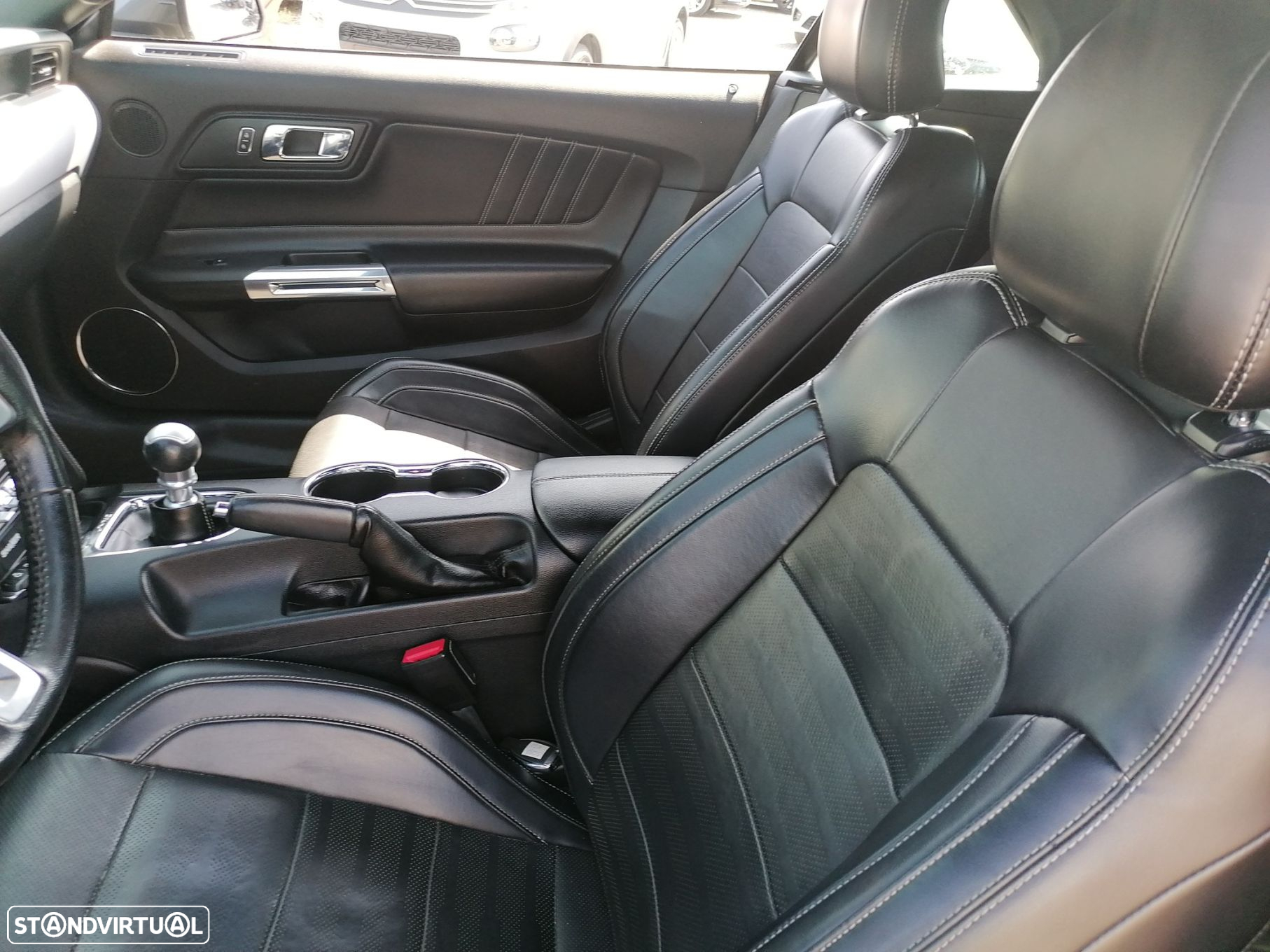 Ford Mustang Cabrio 2.3 Eco Boost - 21
