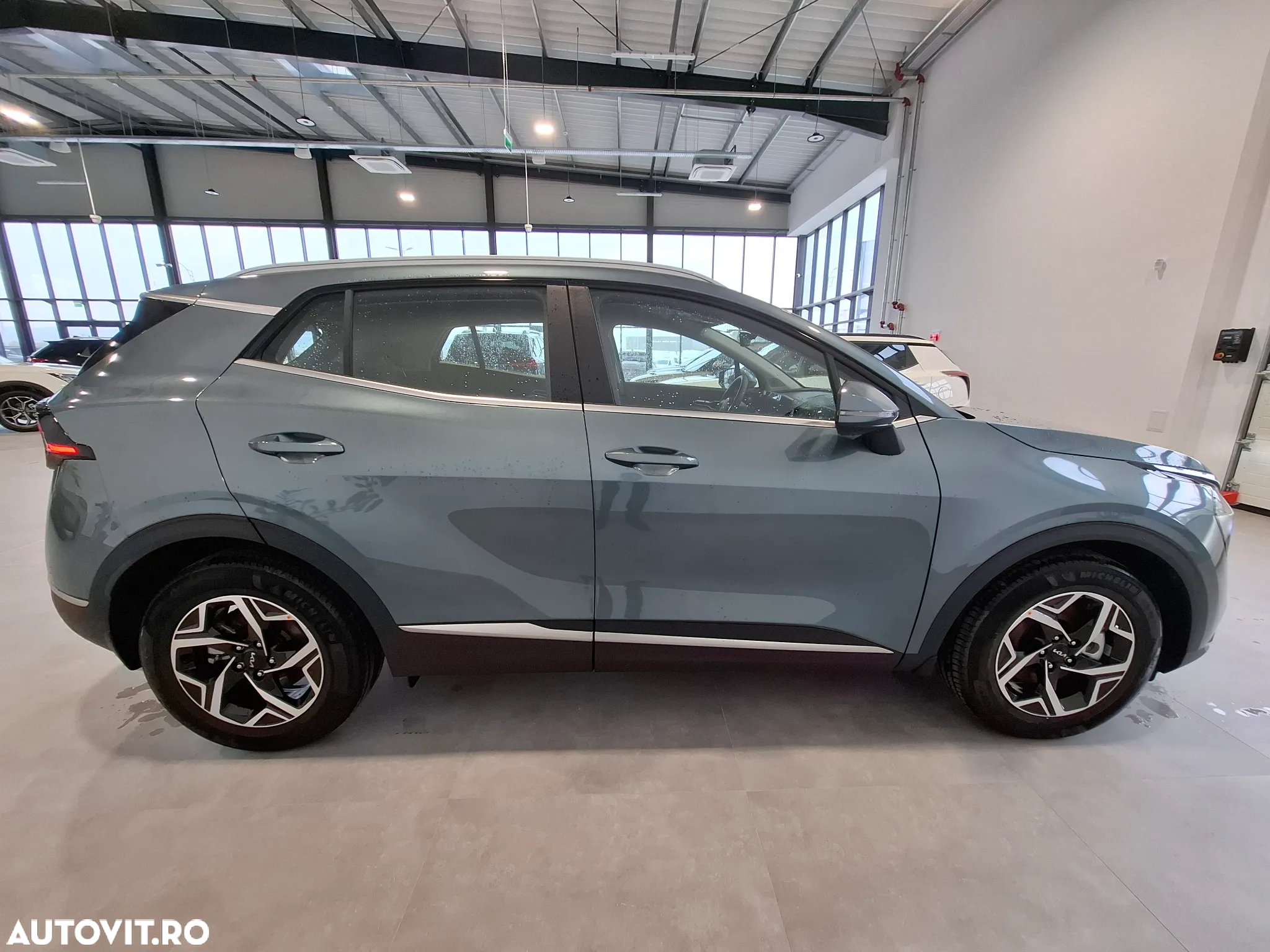 Kia Sportage 1.6 T-GDI 7DCT HP 4x2 MHEV Urban - 6