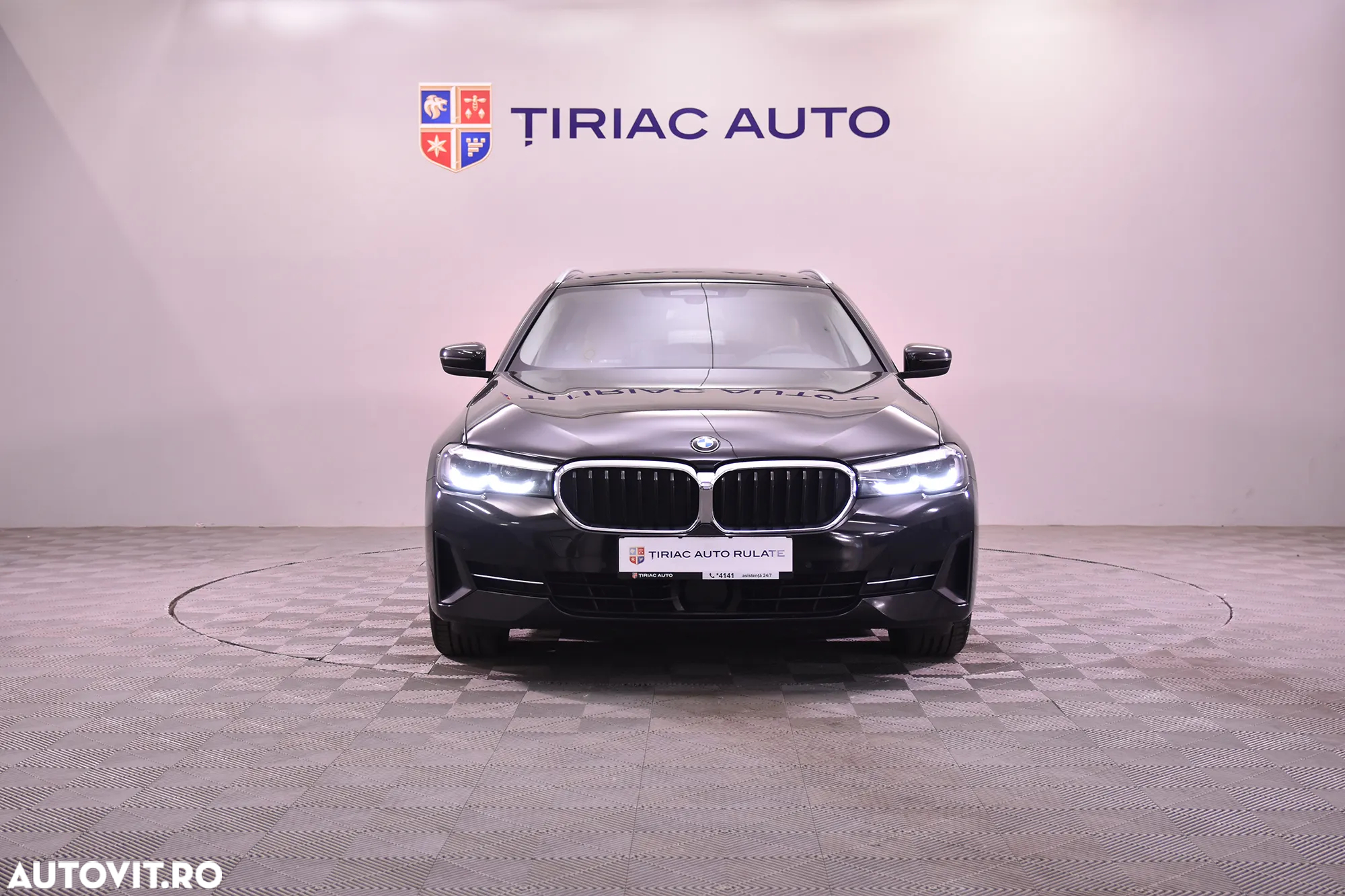 BMW Seria 5 520d AT - 8