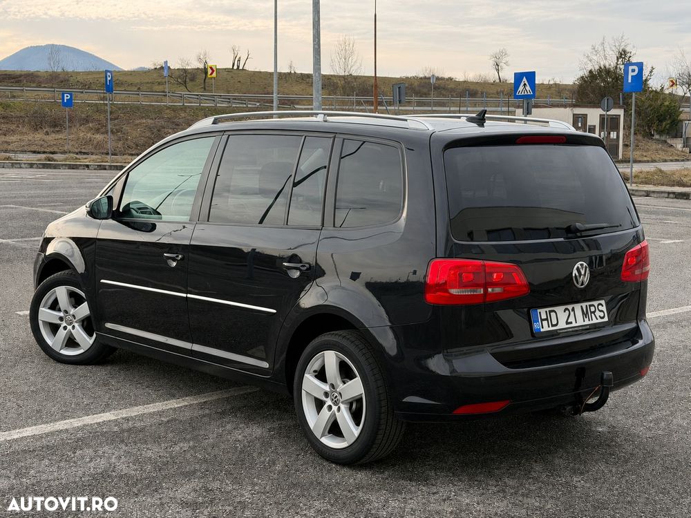 Volkswagen Touran 2.0 TDI DPF Highline - 4