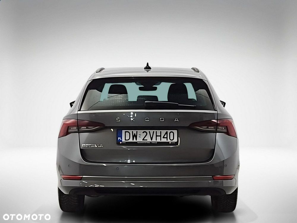 Skoda Octavia - 4