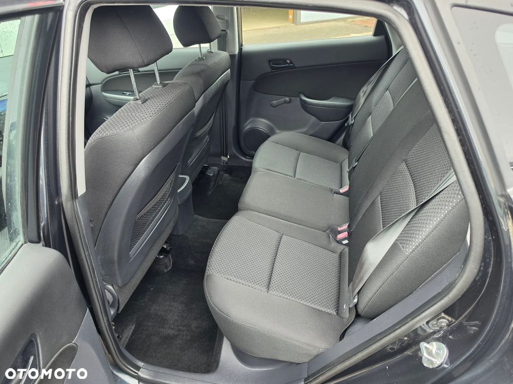 Hyundai i30 1.4 Classic EU5 - 21
