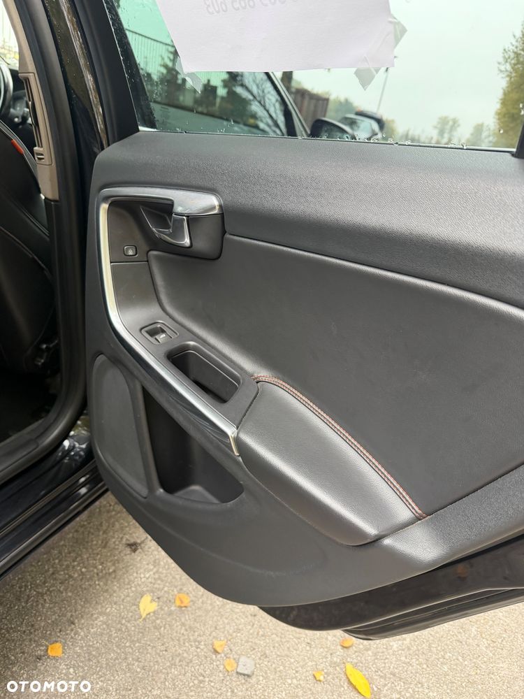 Volvo V60 - 18