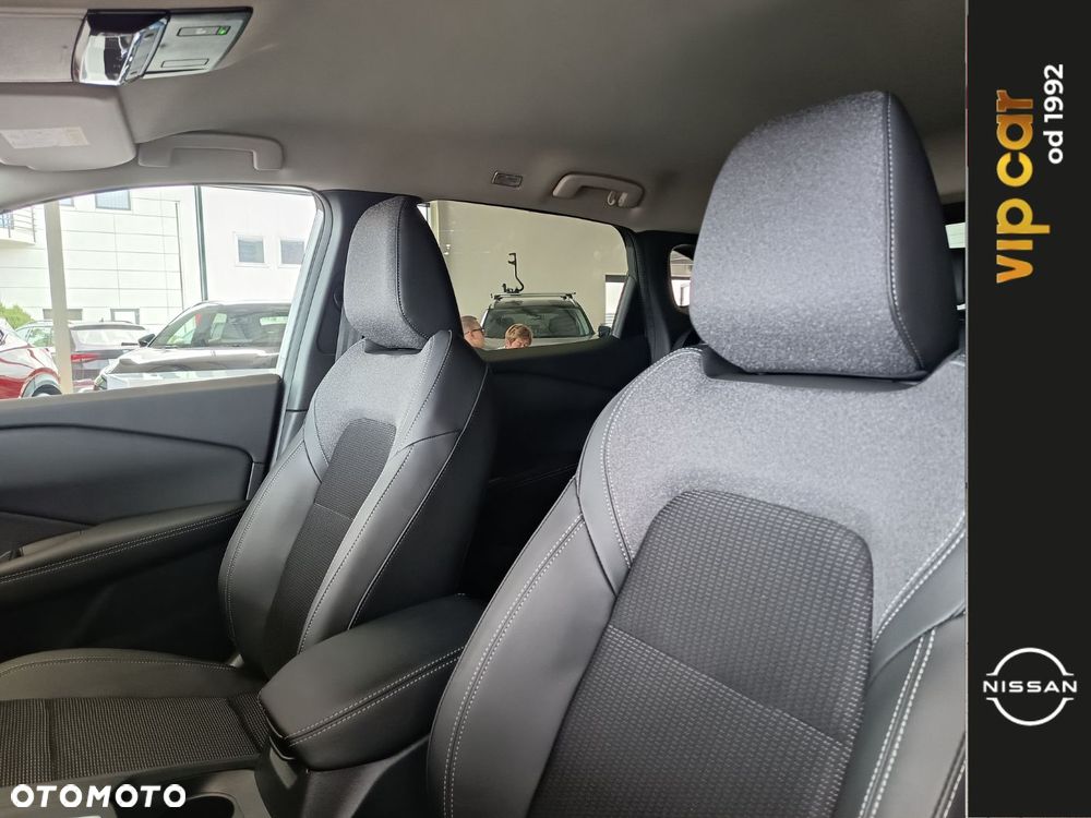 Nissan Qashqai 1.3 DIG-T MHEV N-Connecta Xtronic - 9