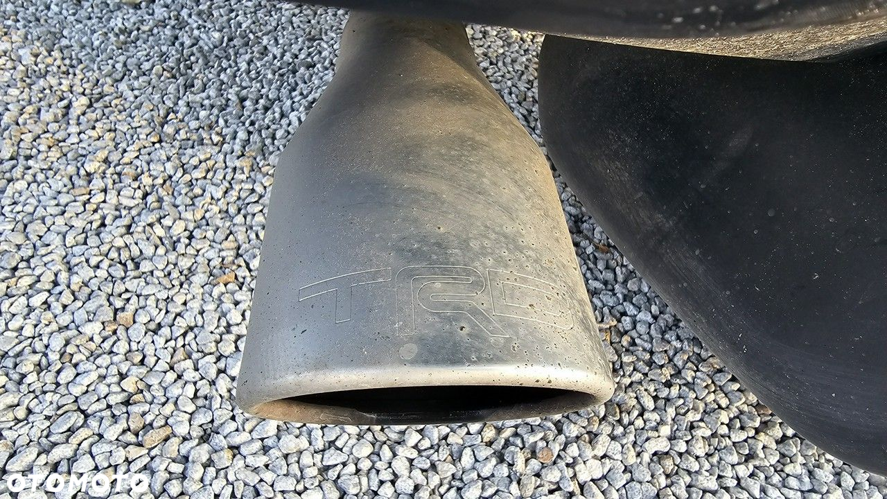 Toyota FJ - 9
