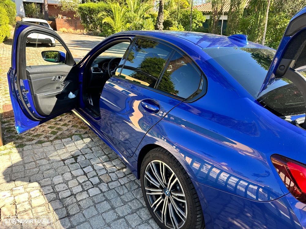 BMW 320 e Pack Desportivo M Auto - 3