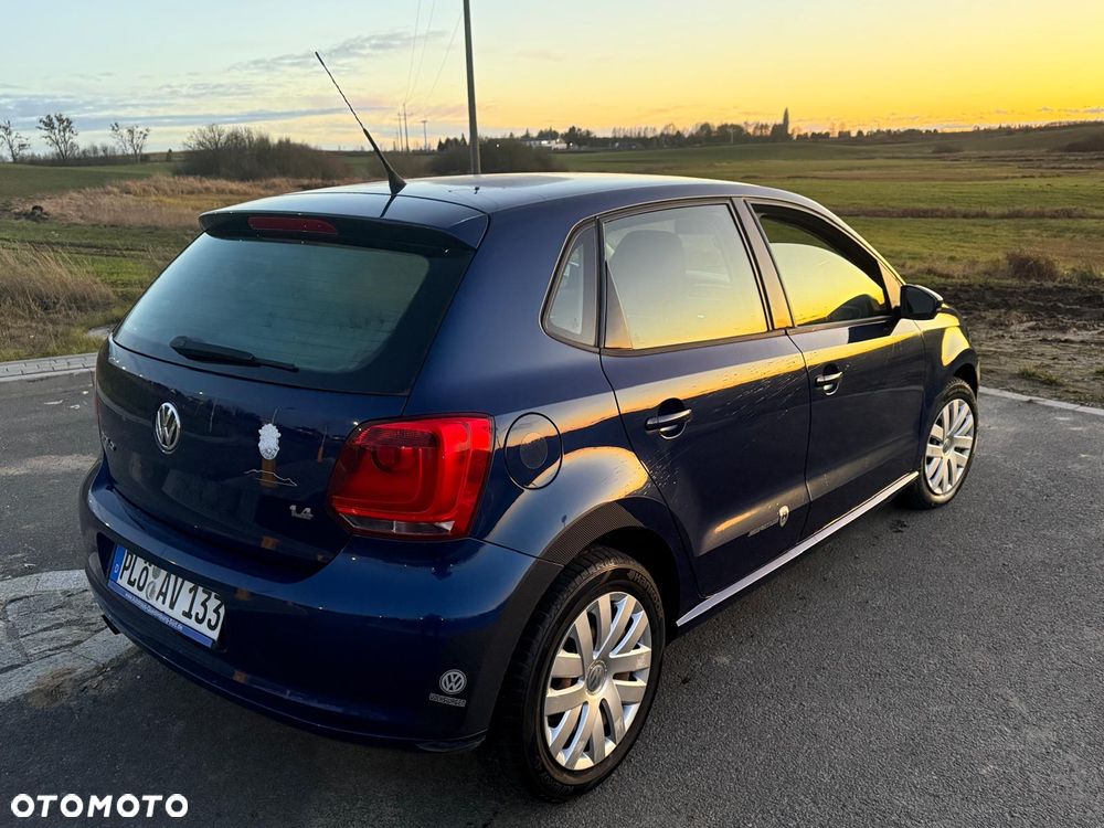 Volkswagen Polo 1.4 16V Basis - 18