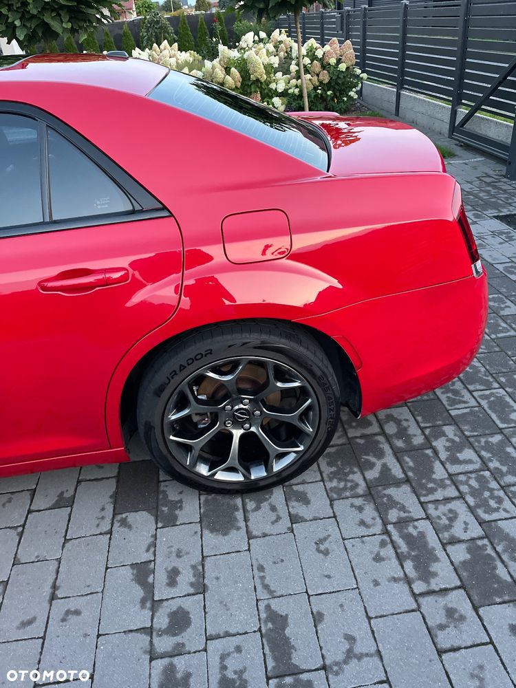 Chrysler 300s - 25