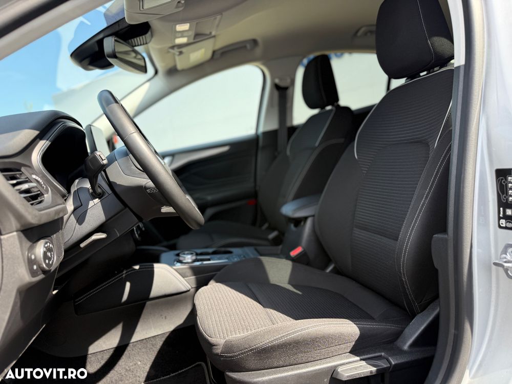 Ford Focus 1.0 EcoBoost Active - 12