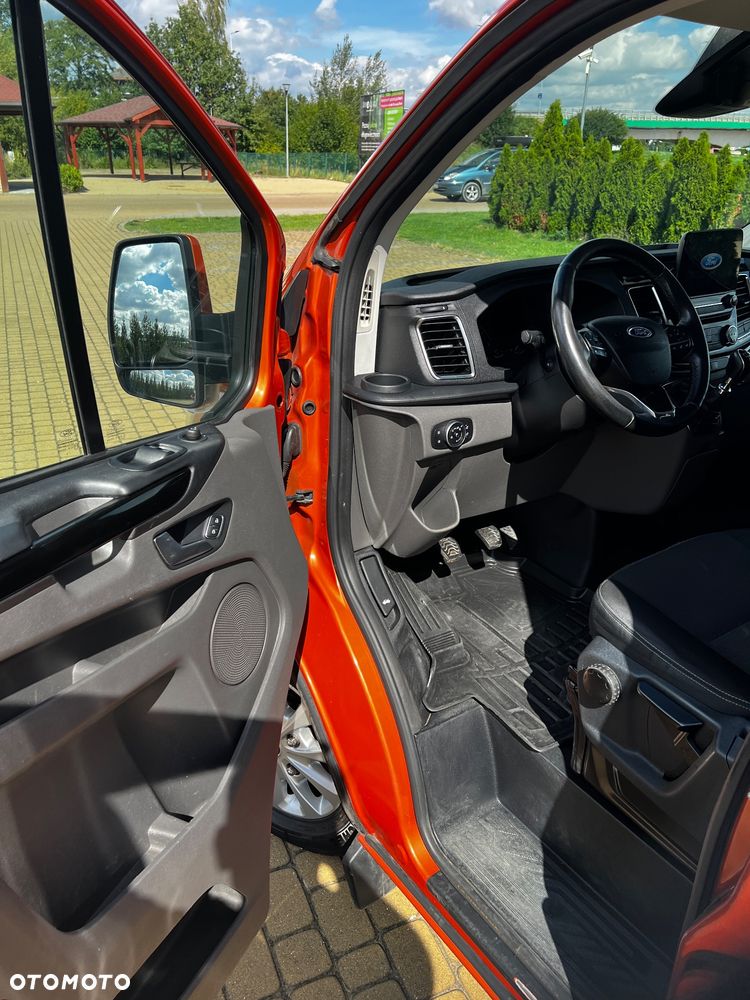 Ford Transit Custom 310 L2H1 Limited - 13