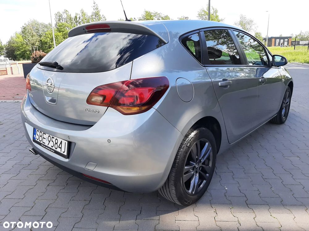 Opel Astra 1.4 Turbo - 8
