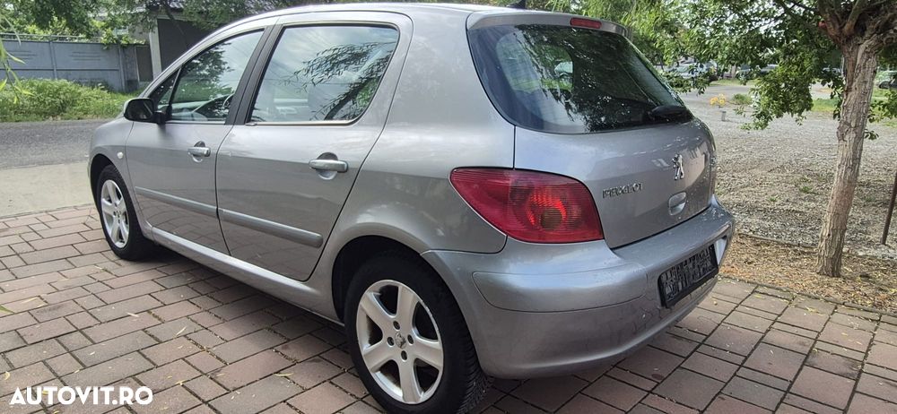 Peugeot 307 - 4
