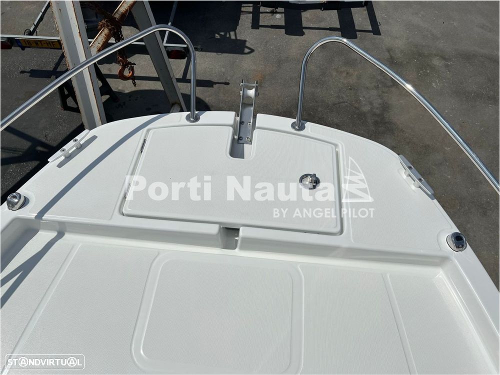 Beneteau Flyer 7 Sundeck - 14