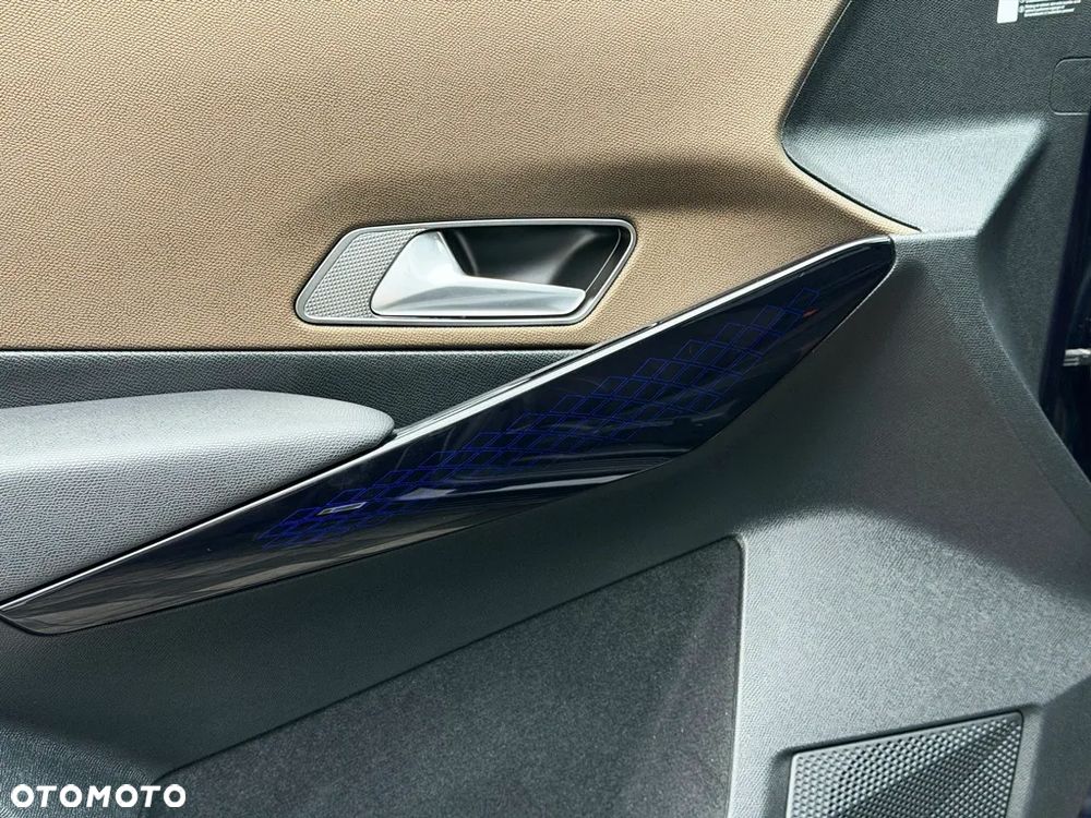 DS Automobiles DS 7 Crossback 1.5 BlueHDi Bastille + - 33